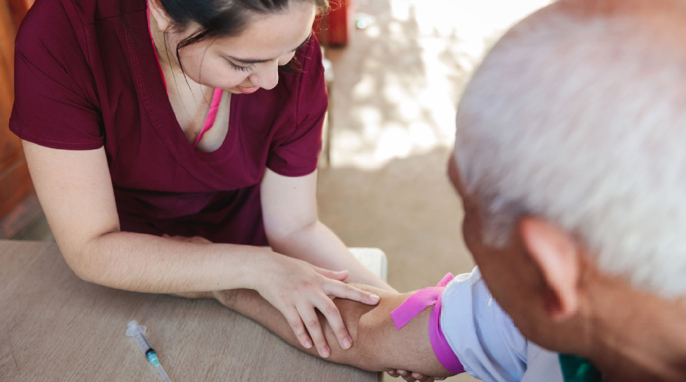 Envejecimiento saludable: exámenes recomendados en adultos mayores